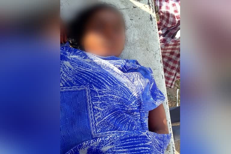 ಕಾರ್ಮಿಕ ಮಹಿಳೆ ಸಾವು,  Woman dies from cobra bite