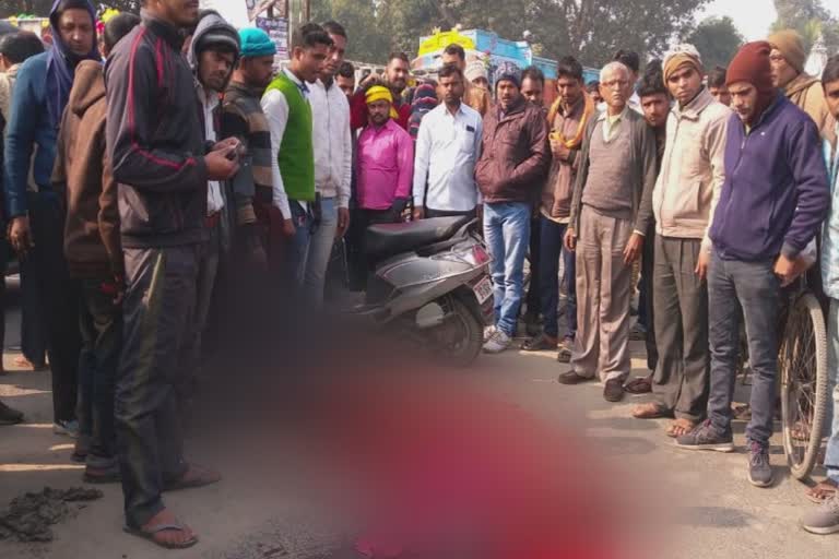 truck rammed a person to death in begusara