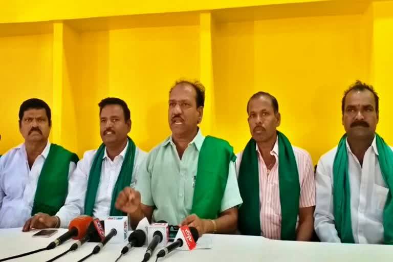 no-benefit-to-farmers-from-paddy-buying-centers-tungabhadra-farmers-union-alleges