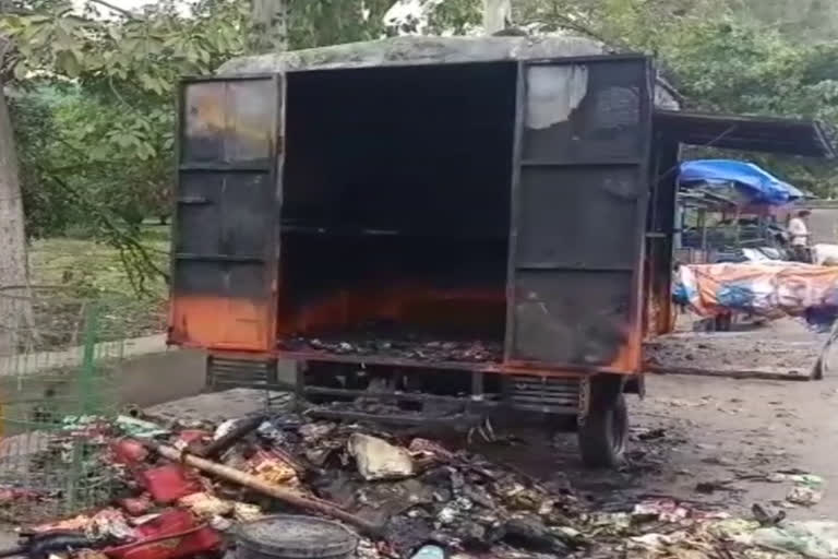 sudden fire in loading vehicle