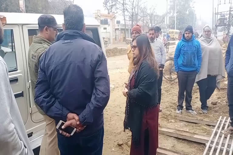 inspection of four lane road construction site