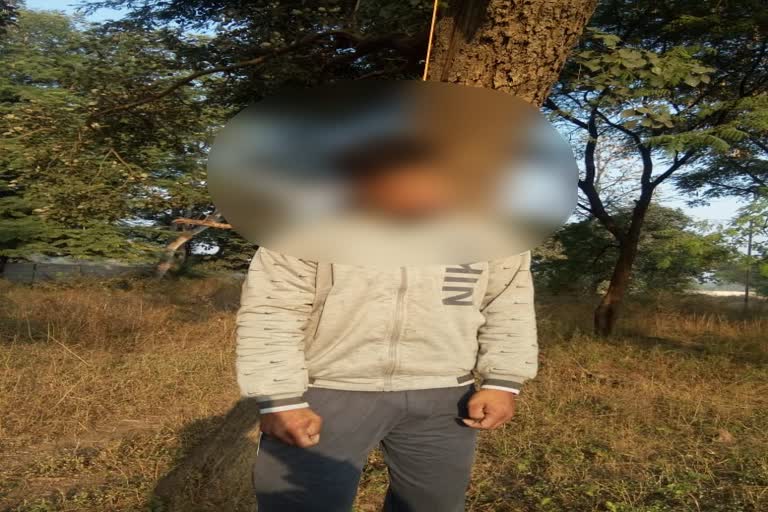 young man committed suicide in raipur