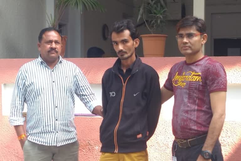 facebook fake id of jignesh kaviraj accused arrested