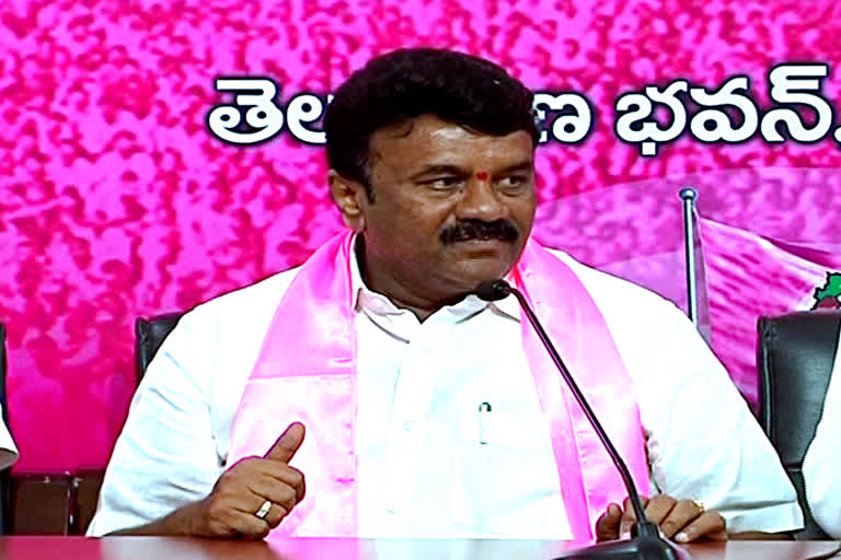 minister talasani srinivas yadav fires on opposition for spreading rumours in social media