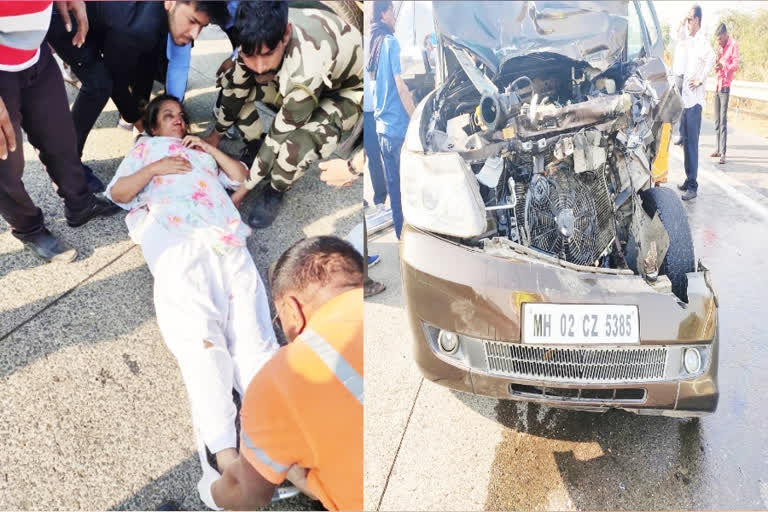 Shabana Azmi road accident