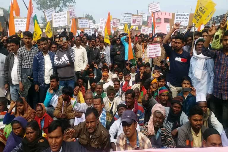 Massive procession against CAA in latehar