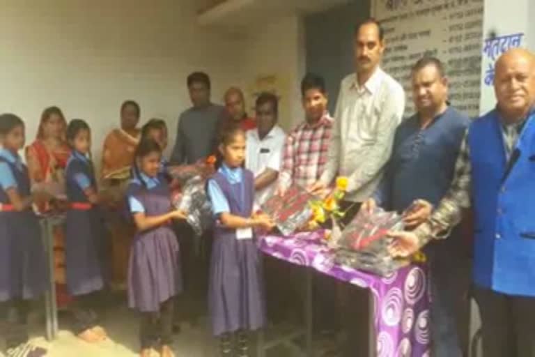 Aggarwal society gave free sweaters to students