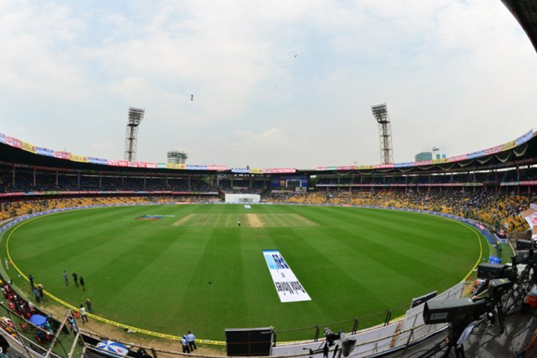 australia won the toss and choose to bat