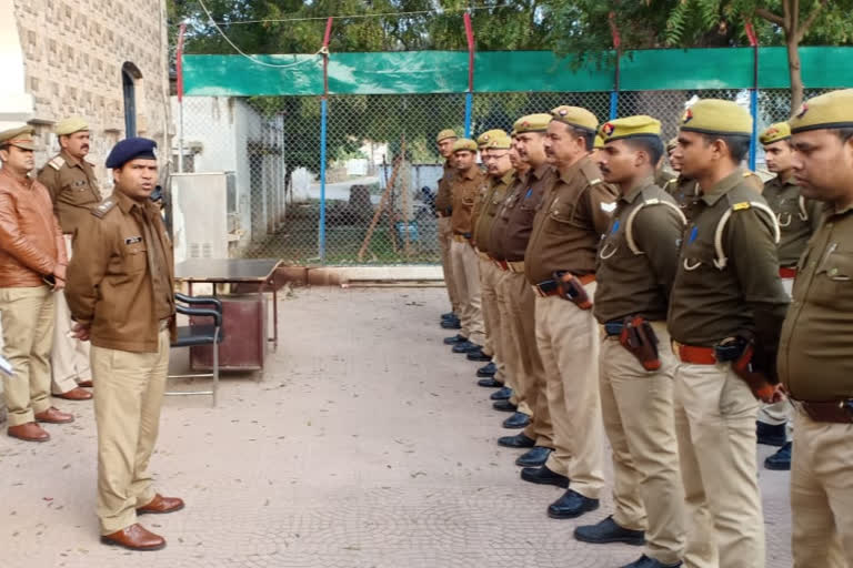 sp vikrant veer, beat policing, beat policing in unnao, unnao police news, बीट पुलिसिंग, उन्नाव पुलिस, पुलिस अधीक्षक विक्रांत वीर, बीट पुलिस ऑफिसर, बीट बुक, बीट पुलिस अधिकारी