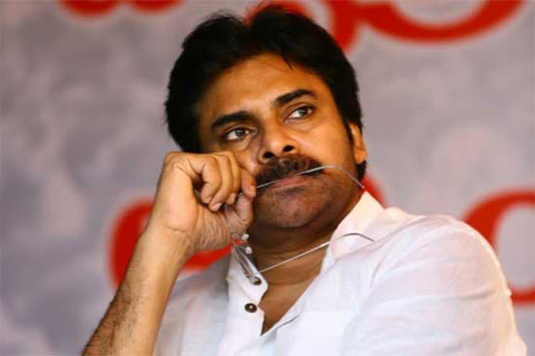 pawan kalyan will star in pink remake