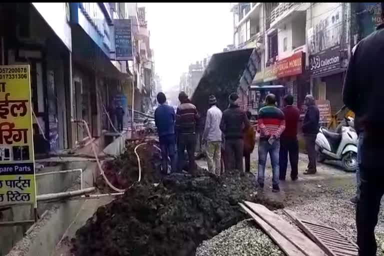 ules-are-not-being-followed-in-the-construction-of-drains-in-rurdrapur