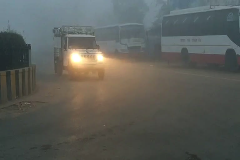 चूरू न्यूज, कोहरे का सितम, चूरू में घना कोहरा, Churu News, fog seams, thick fog in Churu