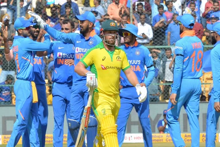 Aaron Finch heaps praise on Indian bowlers,ಟೀಂ ಇಂಡಿಯಾ ಬೌಲರ್​ಗಳನ್ನ ಹೊಗಳಿದ ಆಸೀಸ್ ನಾಯಕ