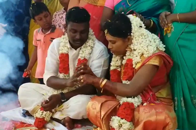 hindu-couple-get-married-in-mosque