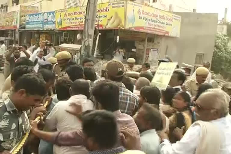 farmers move to a large scale assembly protest