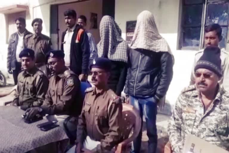 two members arrested of inter district vehicle thief gang in giridih