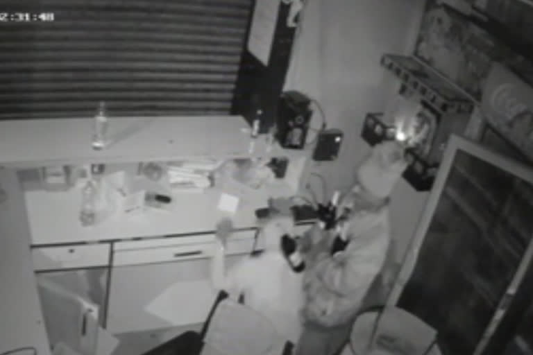 theft-incident-in-beer-bar-was-filmed-on-cctv