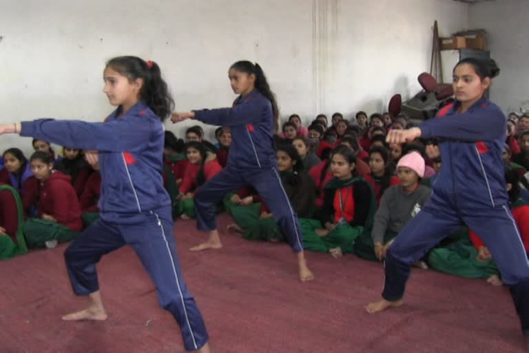 self defence workshop in women ITI mandi