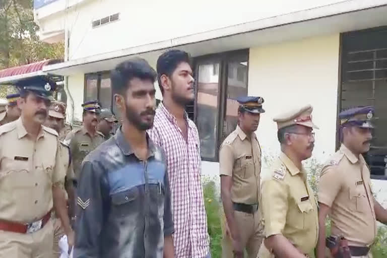 alen and taha in nia custody  uapa case news  pantheerankavu case news  maoist case kozhikode  nia court kochi news  പന്തീരാങ്കാവ് യു.എ.പി.എ കേസ്  കൊച്ചി എൻ.ഐ.എ കോടതി  അലൻ ഷുഹൈബ് താഹാ ഫസല്‍  മാവോയിസ്റ്റ് കേസ്