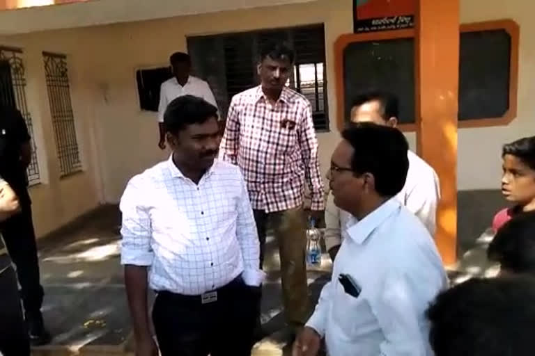 collector visited in kallur school