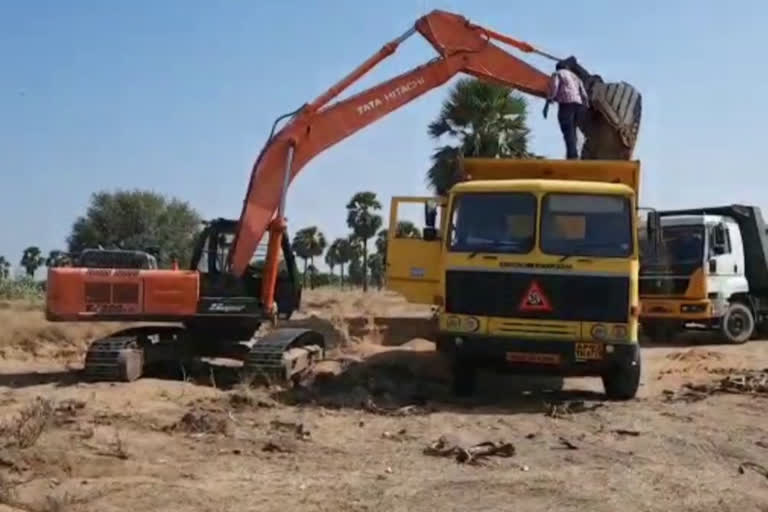 illegal sand transport in anantapur dst