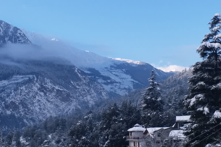 Weather cleared after continuous snowfall in Kinnaur