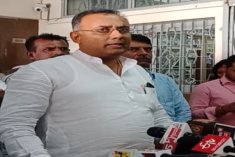 A full investigation into the Mangalore bomb blasts case should be conducted: Dinesh Gundurao