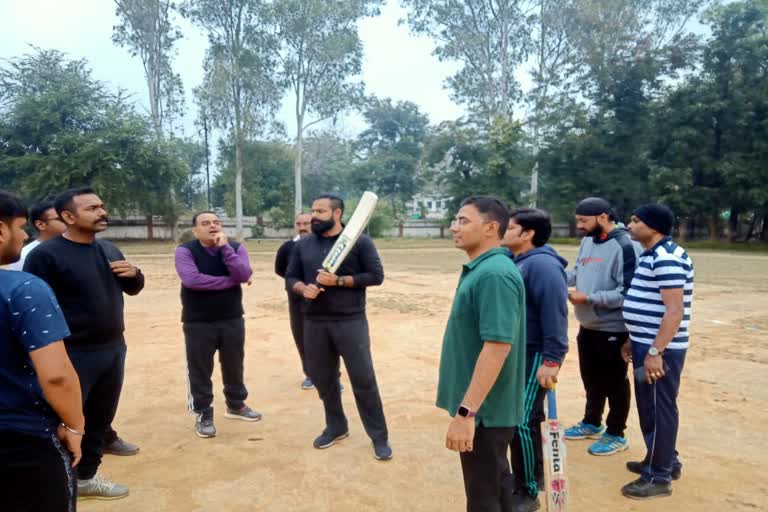 trainee ias played cricket in ambikapur