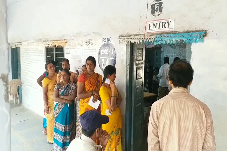 municipal Election polling in choppadandi