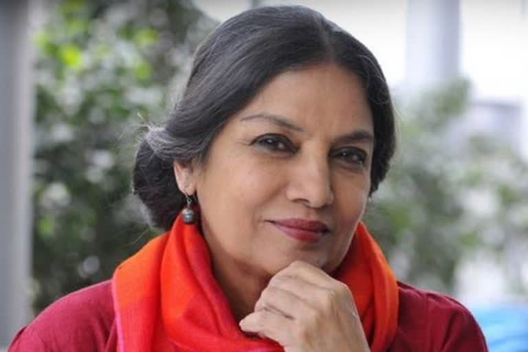 Shabana Azmi 'stable' and 'under observation'