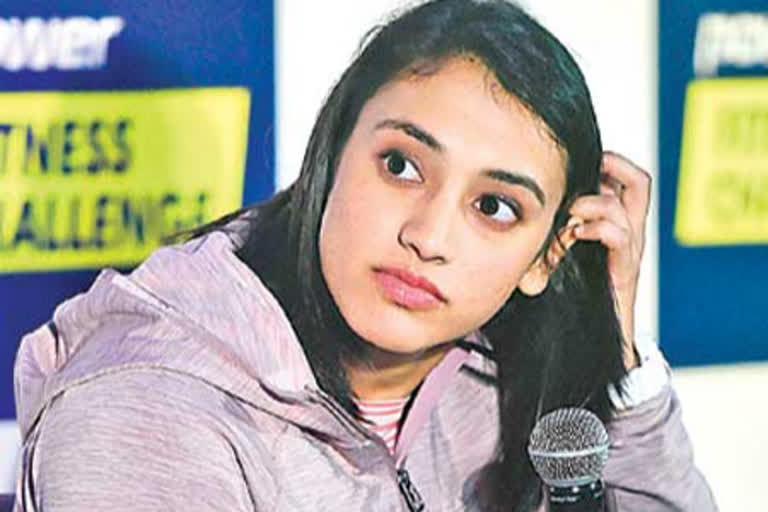 Star Indian woman cricketer Smriti Mandhana is not bothered by a pay cheque lower than her male