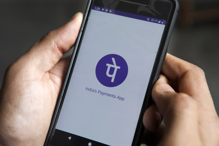 Withdraw cash from your neighbourhood shop with PhonePe ATM