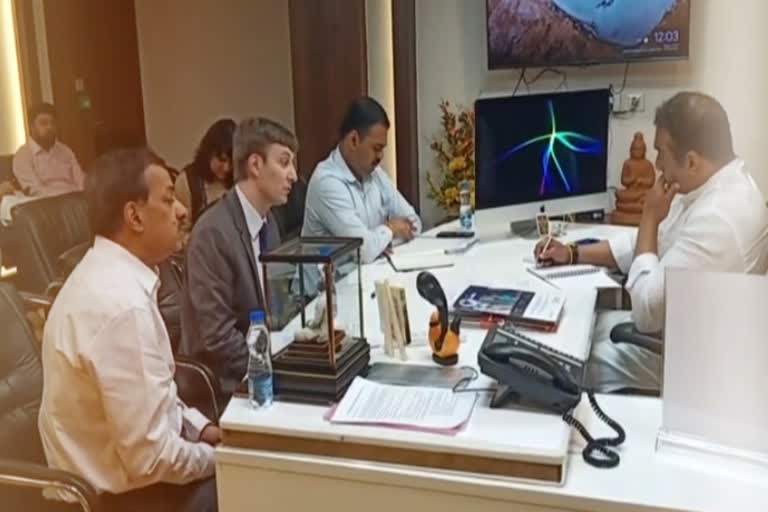 fda officials met minister mekapati gowtham reddy