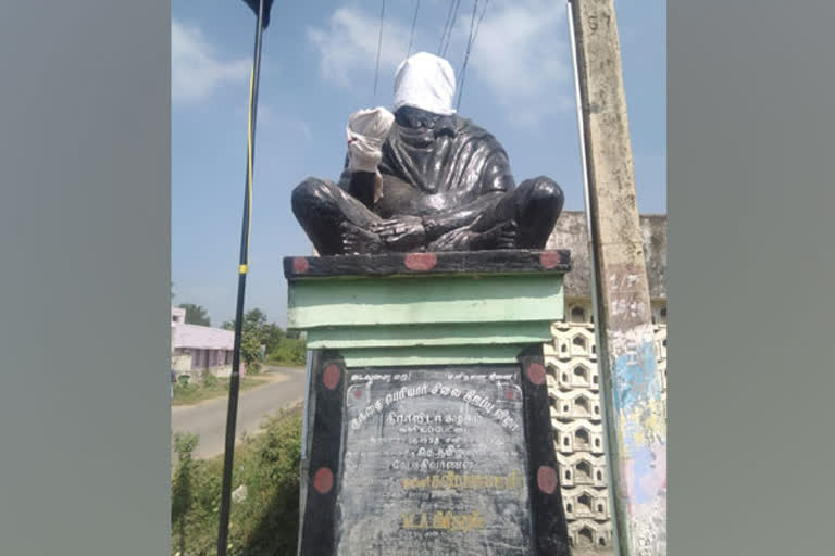 Statue of Periyar vandalised in Tamil Nadu