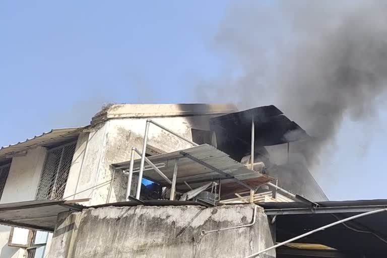 fire-in-bhattad-jining-in-buldana