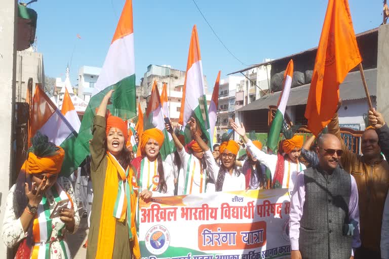 abvp-sangh-undertook-1000-feet-tiranga-yatra-satna