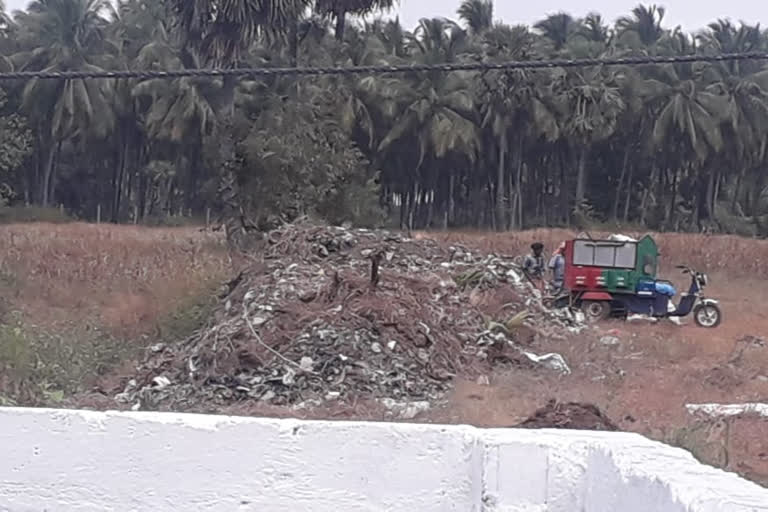 agri land plastic issue, pollachi temple plastic waste issue,  இந்து மக்கள் கட்சியினர் மனு