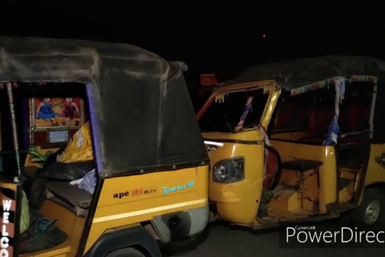 road-accidents-in-kodada-13-people-injured