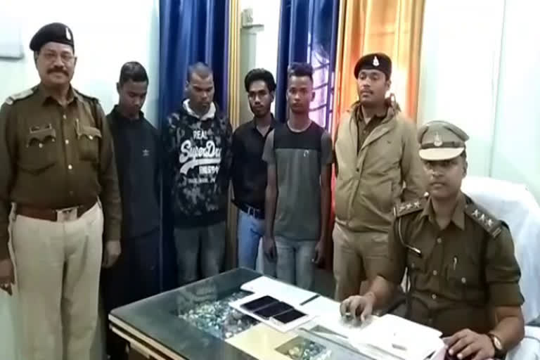 Mobile phone stealer arrested in korba