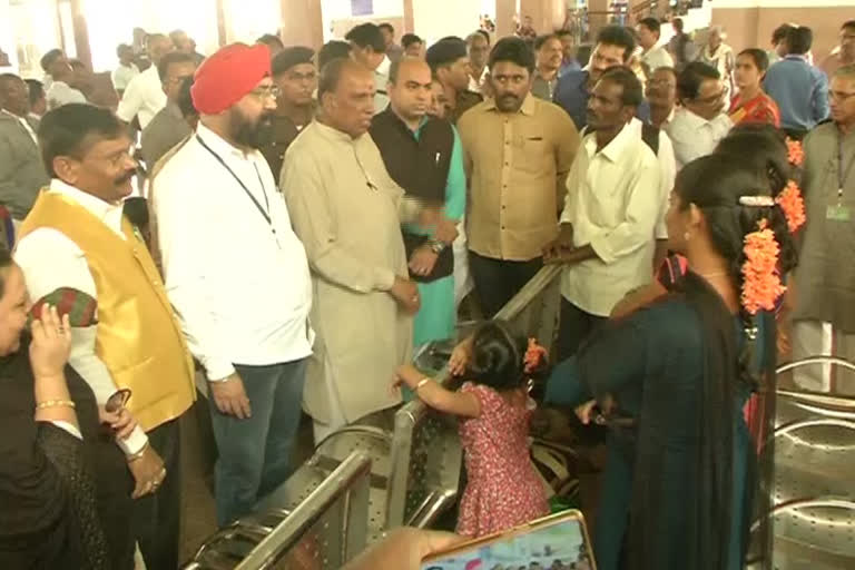 railway advisory board tour visited guntur platform