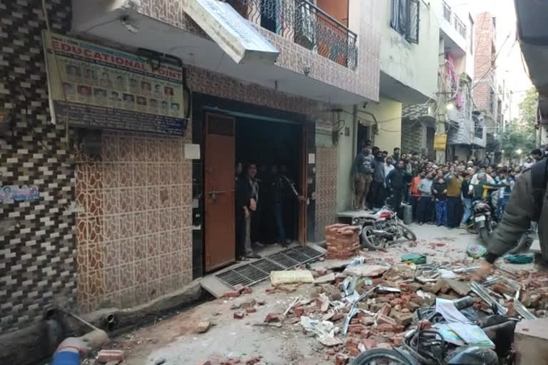 Delhi An under construction building in Bhajanpura area collapsed today