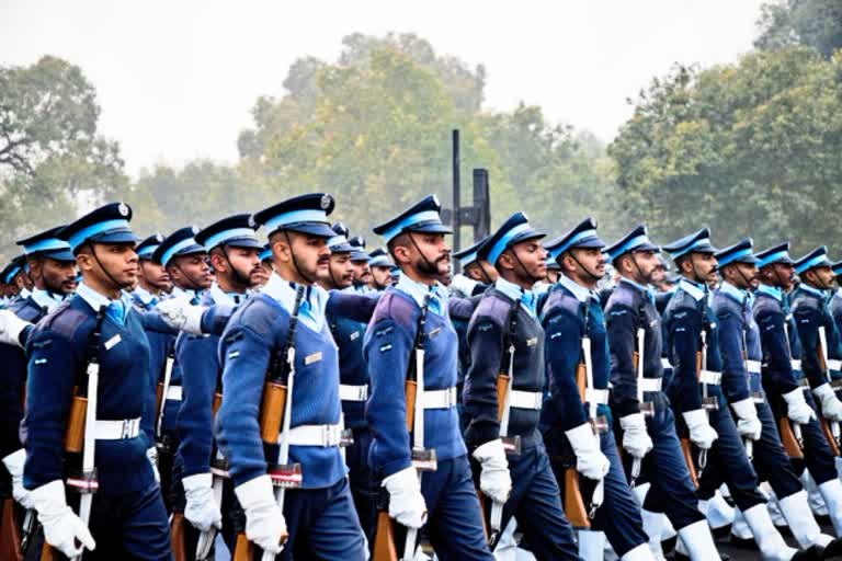 iaf-pilots-killed-in-friendly-fire-get-vayu-sena-medals