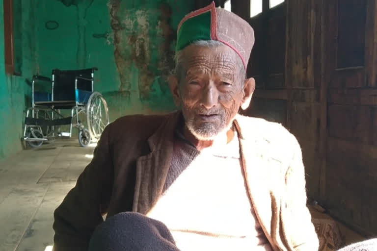 master shyam saran negi became emotional after remembering the old days