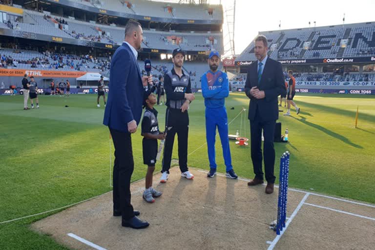 Ind vs Nz 2nd t20I toss