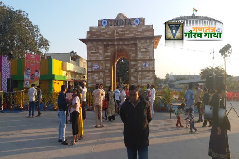 India Gate built in Khargone