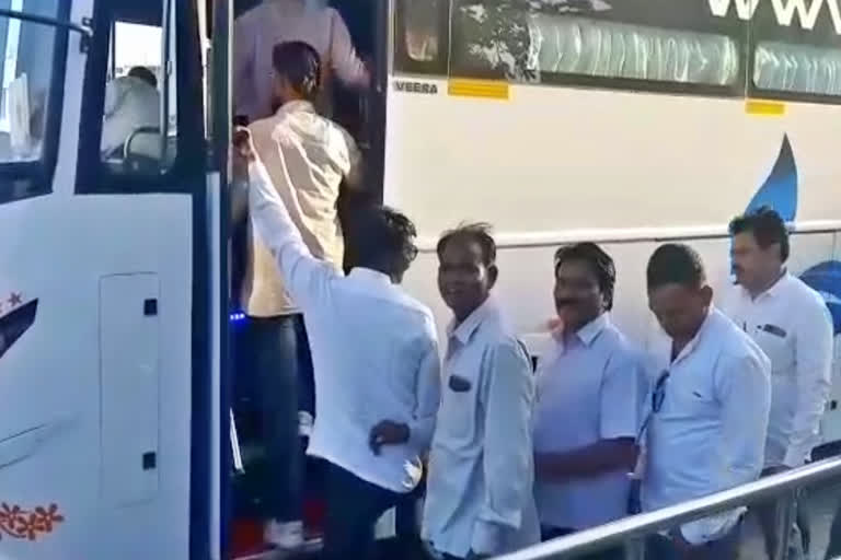 Mahavikas Aaghadi Voters gone on a tour