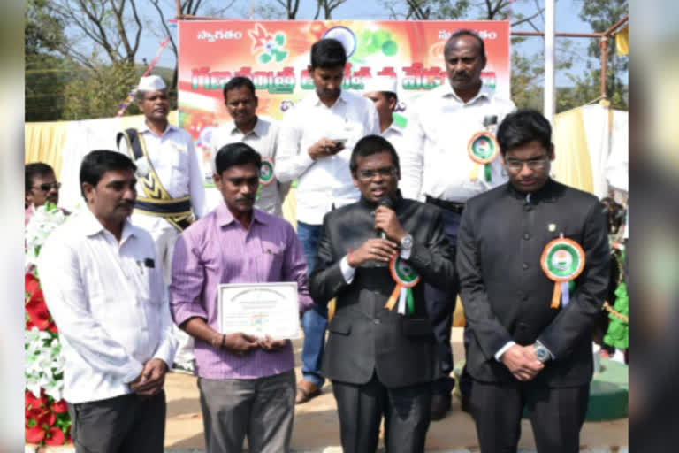 republic day celebratuions in paderu