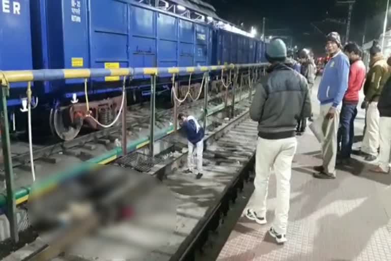 Youth dies after being hit by train in dhanbad