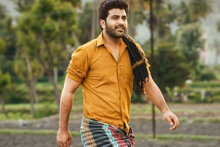 The release time is announced through the film's first look poster. Sreekaram first look poster is very pleasant and Sharwanand is seened as former