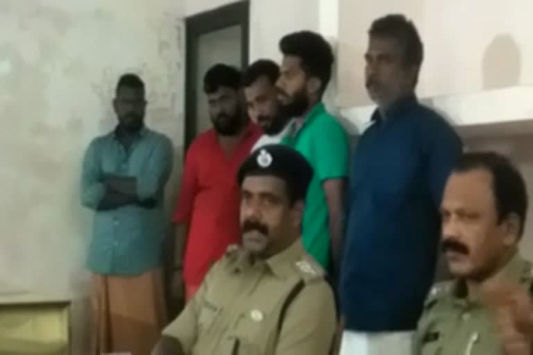 തിരുവനന്തപുരം വാര്‍ത്തകള്‍  Kattakada murder case  trivandrum news  കാട്ടാക്കട കൊലപാതകം  മണ്ണുമാന്തി യന്ത്രം കൊണ്ട് ഇടിച്ചുകൊന്ന സംഭവം